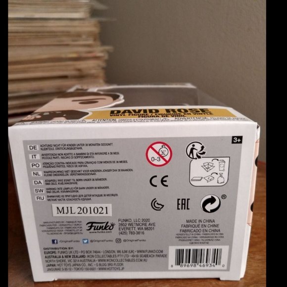 Schitt's Creek David Rose Funko Pop! - Picture 7 of 7